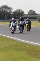 Motorcycle-action-photographs;Trackday-digital-images;event-digital-images;eventdigitalimages;no-limits-trackday;peter-wileman-photography;snetterton;snetterton-circuit-norfolk;snetterton-photographs;trackday;trackday-photos