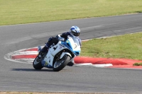 Motorcycle-action-photographs;Trackday-digital-images;event-digital-images;eventdigitalimages;no-limits-trackday;peter-wileman-photography;snetterton;snetterton-circuit-norfolk;snetterton-photographs;trackday;trackday-photos