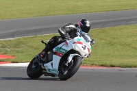Motorcycle-action-photographs;Trackday-digital-images;event-digital-images;eventdigitalimages;no-limits-trackday;peter-wileman-photography;snetterton;snetterton-circuit-norfolk;snetterton-photographs;trackday;trackday-photos