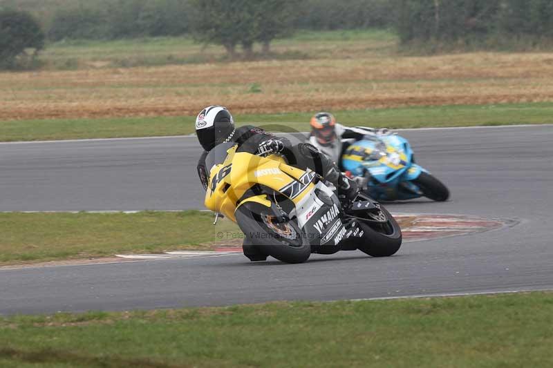 Motorcycle action photographs;Trackday digital images;event digital images;eventdigitalimages;no limits trackday;peter wileman photography;snetterton;snetterton circuit norfolk;snetterton photographs;trackday;trackday photos