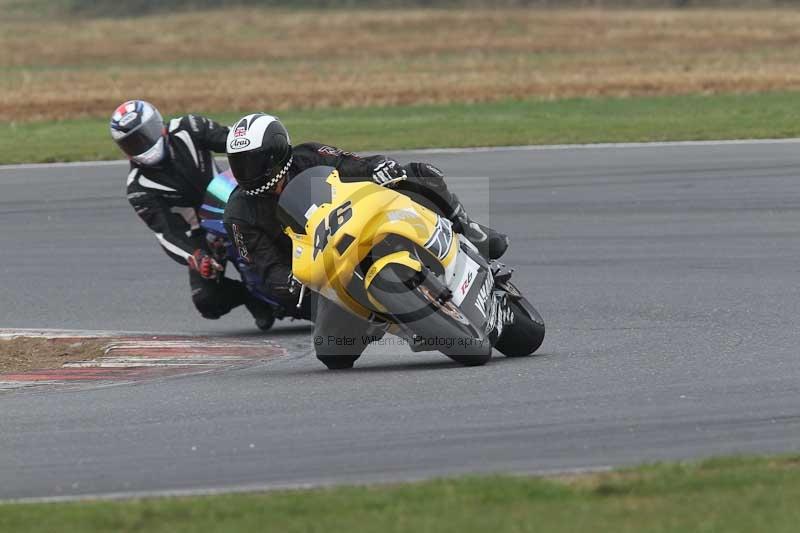 Motorcycle action photographs;Trackday digital images;event digital images;eventdigitalimages;no limits trackday;peter wileman photography;snetterton;snetterton circuit norfolk;snetterton photographs;trackday;trackday photos