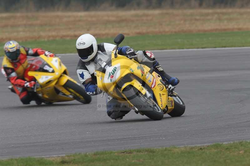Motorcycle action photographs;Trackday digital images;event digital images;eventdigitalimages;no limits trackday;peter wileman photography;snetterton;snetterton circuit norfolk;snetterton photographs;trackday;trackday photos