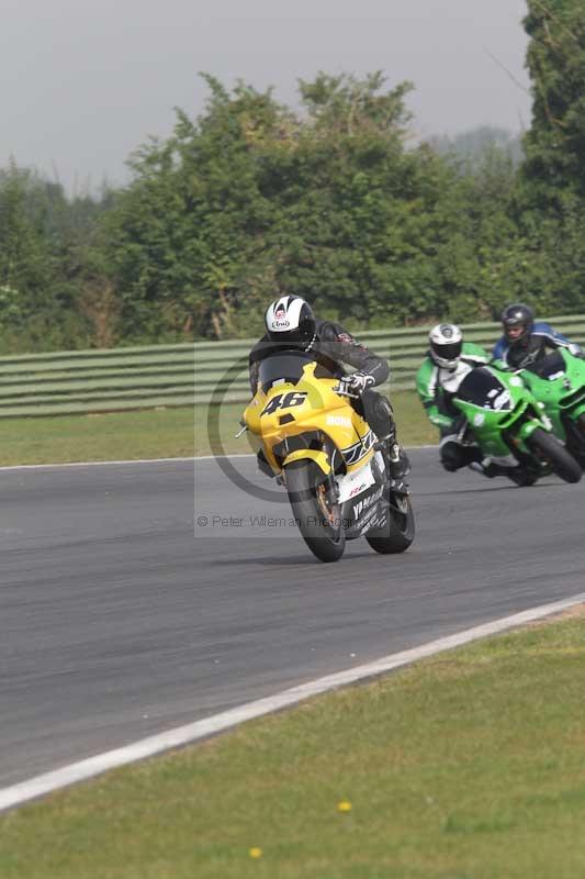 Motorcycle action photographs;Trackday digital images;event digital images;eventdigitalimages;no limits trackday;peter wileman photography;snetterton;snetterton circuit norfolk;snetterton photographs;trackday;trackday photos