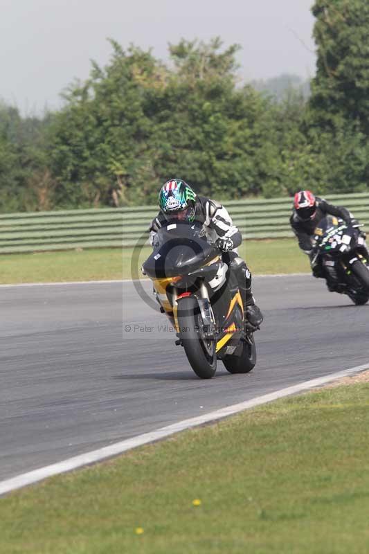 Motorcycle action photographs;Trackday digital images;event digital images;eventdigitalimages;no limits trackday;peter wileman photography;snetterton;snetterton circuit norfolk;snetterton photographs;trackday;trackday photos