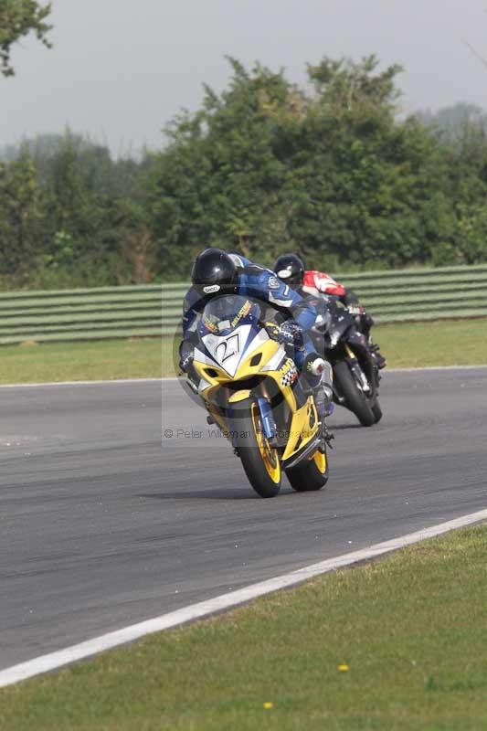Motorcycle action photographs;Trackday digital images;event digital images;eventdigitalimages;no limits trackday;peter wileman photography;snetterton;snetterton circuit norfolk;snetterton photographs;trackday;trackday photos