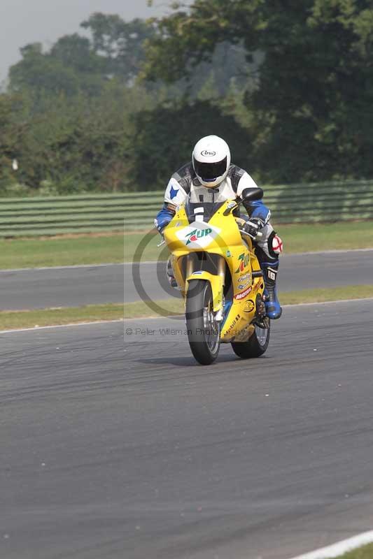 Motorcycle action photographs;Trackday digital images;event digital images;eventdigitalimages;no limits trackday;peter wileman photography;snetterton;snetterton circuit norfolk;snetterton photographs;trackday;trackday photos