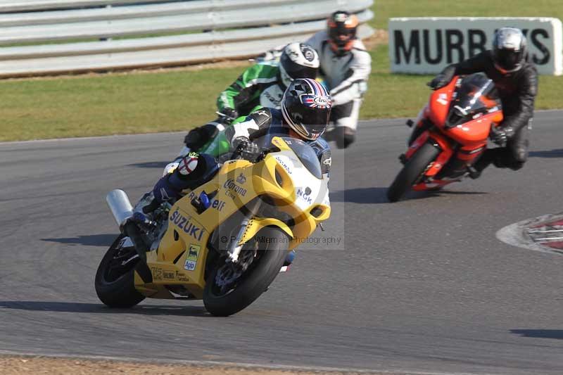 Motorcycle action photographs;Trackday digital images;event digital images;eventdigitalimages;no limits trackday;peter wileman photography;snetterton;snetterton circuit norfolk;snetterton photographs;trackday;trackday photos