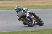 Motorcycle-action-photographs;Trackday-digital-images;event-digital-images;eventdigitalimages;no-limits-trackday;peter-wileman-photography;snetterton;snetterton-circuit-norfolk;snetterton-photographs;trackday;trackday-photos