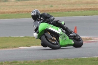 Motorcycle-action-photographs;Trackday-digital-images;event-digital-images;eventdigitalimages;no-limits-trackday;peter-wileman-photography;snetterton;snetterton-circuit-norfolk;snetterton-photographs;trackday;trackday-photos