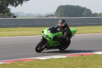 Motorcycle-action-photographs;Trackday-digital-images;event-digital-images;eventdigitalimages;no-limits-trackday;peter-wileman-photography;snetterton;snetterton-circuit-norfolk;snetterton-photographs;trackday;trackday-photos