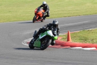 Motorcycle-action-photographs;Trackday-digital-images;event-digital-images;eventdigitalimages;no-limits-trackday;peter-wileman-photography;snetterton;snetterton-circuit-norfolk;snetterton-photographs;trackday;trackday-photos