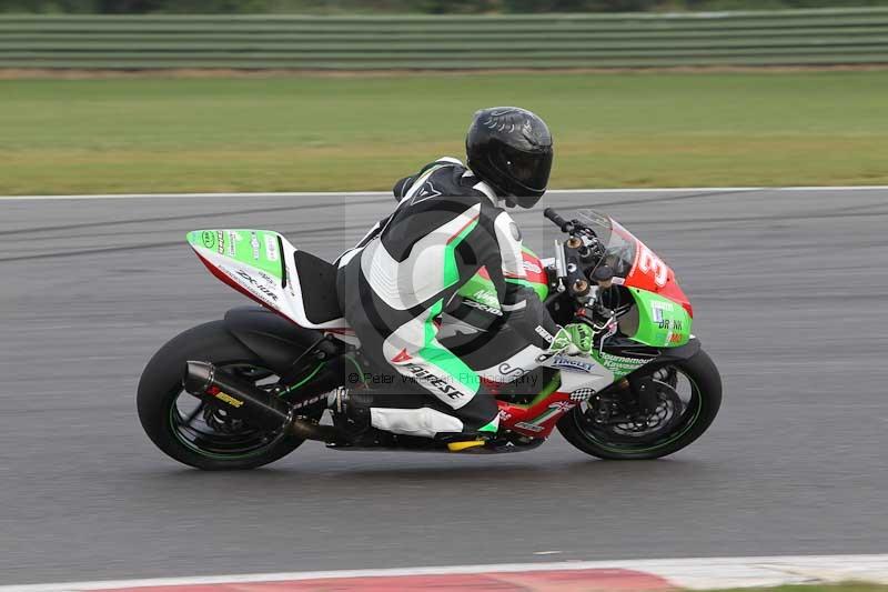 Motorcycle action photographs;Trackday digital images;event digital images;eventdigitalimages;no limits trackday;peter wileman photography;snetterton;snetterton circuit norfolk;snetterton photographs;trackday;trackday photos
