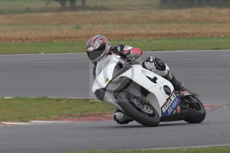 Motorcycle action photographs;Trackday digital images;event digital images;eventdigitalimages;no limits trackday;peter wileman photography;snetterton;snetterton circuit norfolk;snetterton photographs;trackday;trackday photos