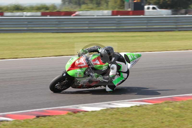 Motorcycle action photographs;Trackday digital images;event digital images;eventdigitalimages;no limits trackday;peter wileman photography;snetterton;snetterton circuit norfolk;snetterton photographs;trackday;trackday photos