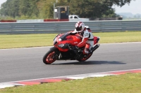 Motorcycle-action-photographs;Trackday-digital-images;event-digital-images;eventdigitalimages;no-limits-trackday;peter-wileman-photography;snetterton;snetterton-circuit-norfolk;snetterton-photographs;trackday;trackday-photos