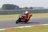 Motorcycle-action-photographs;Trackday-digital-images;event-digital-images;eventdigitalimages;no-limits-trackday;peter-wileman-photography;snetterton;snetterton-circuit-norfolk;snetterton-photographs;trackday;trackday-photos