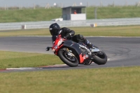 Motorcycle-action-photographs;Trackday-digital-images;event-digital-images;eventdigitalimages;no-limits-trackday;peter-wileman-photography;snetterton;snetterton-circuit-norfolk;snetterton-photographs;trackday;trackday-photos