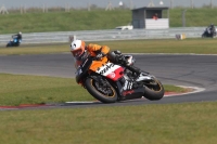 Motorcycle-action-photographs;Trackday-digital-images;event-digital-images;eventdigitalimages;no-limits-trackday;peter-wileman-photography;snetterton;snetterton-circuit-norfolk;snetterton-photographs;trackday;trackday-photos