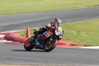 Motorcycle-action-photographs;Trackday-digital-images;event-digital-images;eventdigitalimages;no-limits-trackday;peter-wileman-photography;snetterton;snetterton-circuit-norfolk;snetterton-photographs;trackday;trackday-photos