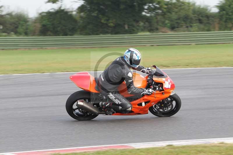 Motorcycle action photographs;Trackday digital images;event digital images;eventdigitalimages;no limits trackday;peter wileman photography;snetterton;snetterton circuit norfolk;snetterton photographs;trackday;trackday photos