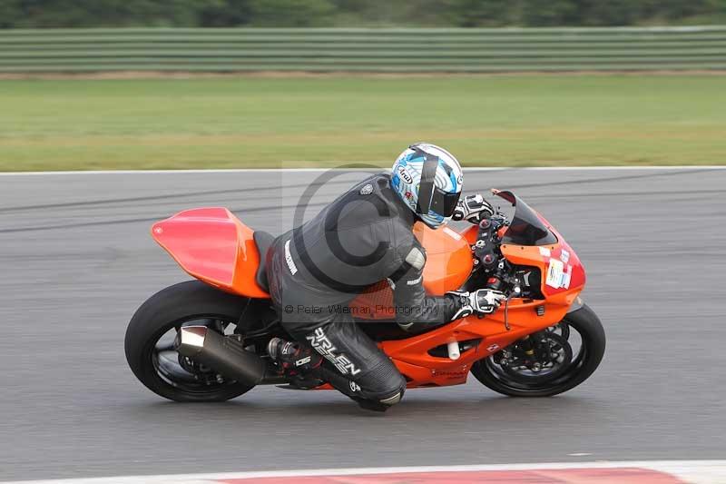 Motorcycle action photographs;Trackday digital images;event digital images;eventdigitalimages;no limits trackday;peter wileman photography;snetterton;snetterton circuit norfolk;snetterton photographs;trackday;trackday photos