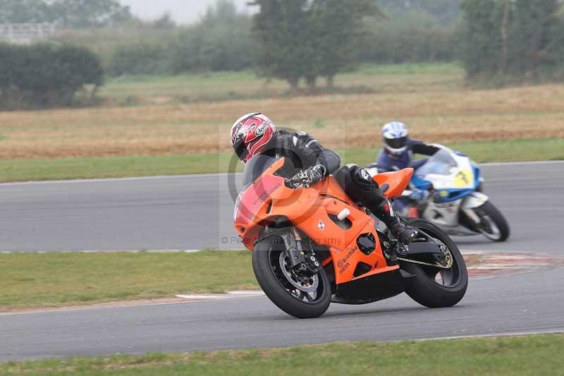 Motorcycle action photographs;Trackday digital images;event digital images;eventdigitalimages;no limits trackday;peter wileman photography;snetterton;snetterton circuit norfolk;snetterton photographs;trackday;trackday photos