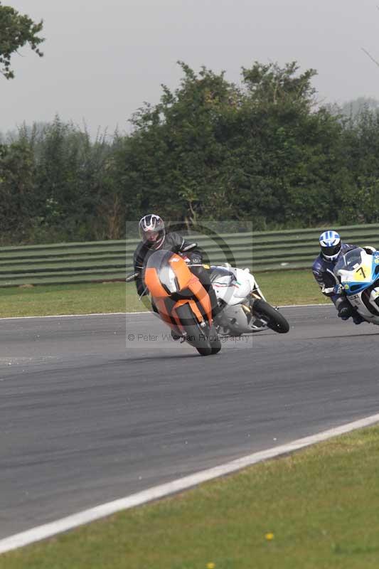 Motorcycle action photographs;Trackday digital images;event digital images;eventdigitalimages;no limits trackday;peter wileman photography;snetterton;snetterton circuit norfolk;snetterton photographs;trackday;trackday photos