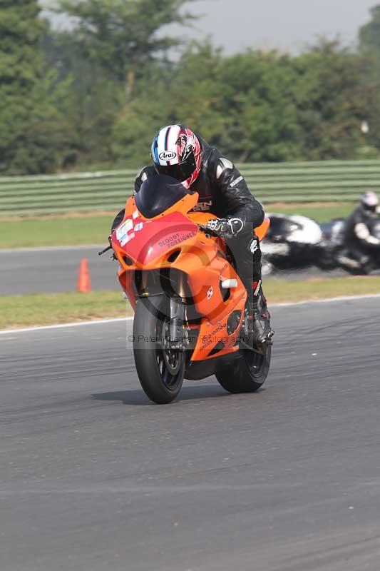 Motorcycle action photographs;Trackday digital images;event digital images;eventdigitalimages;no limits trackday;peter wileman photography;snetterton;snetterton circuit norfolk;snetterton photographs;trackday;trackday photos