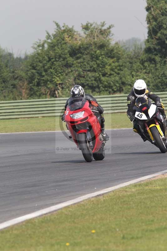 Motorcycle action photographs;Trackday digital images;event digital images;eventdigitalimages;no limits trackday;peter wileman photography;snetterton;snetterton circuit norfolk;snetterton photographs;trackday;trackday photos