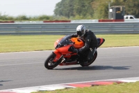 Motorcycle-action-photographs;Trackday-digital-images;event-digital-images;eventdigitalimages;no-limits-trackday;peter-wileman-photography;snetterton;snetterton-circuit-norfolk;snetterton-photographs;trackday;trackday-photos