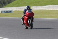 Motorcycle-action-photographs;Trackday-digital-images;event-digital-images;eventdigitalimages;no-limits-trackday;peter-wileman-photography;snetterton;snetterton-circuit-norfolk;snetterton-photographs;trackday;trackday-photos