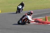 Motorcycle-action-photographs;Trackday-digital-images;event-digital-images;eventdigitalimages;no-limits-trackday;peter-wileman-photography;snetterton;snetterton-circuit-norfolk;snetterton-photographs;trackday;trackday-photos