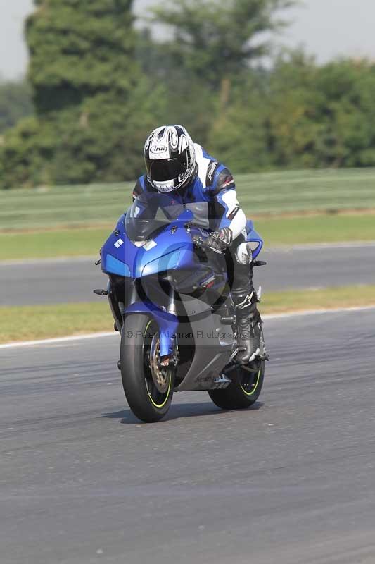 Motorcycle action photographs;Trackday digital images;event digital images;eventdigitalimages;no limits trackday;peter wileman photography;snetterton;snetterton circuit norfolk;snetterton photographs;trackday;trackday photos