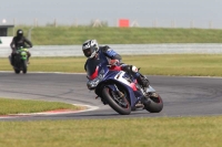 Motorcycle-action-photographs;Trackday-digital-images;event-digital-images;eventdigitalimages;no-limits-trackday;peter-wileman-photography;snetterton;snetterton-circuit-norfolk;snetterton-photographs;trackday;trackday-photos