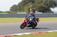 Motorcycle-action-photographs;Trackday-digital-images;event-digital-images;eventdigitalimages;no-limits-trackday;peter-wileman-photography;snetterton;snetterton-circuit-norfolk;snetterton-photographs;trackday;trackday-photos