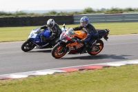 Motorcycle-action-photographs;Trackday-digital-images;event-digital-images;eventdigitalimages;no-limits-trackday;peter-wileman-photography;snetterton;snetterton-circuit-norfolk;snetterton-photographs;trackday;trackday-photos