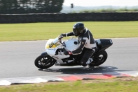 Motorcycle-action-photographs;Trackday-digital-images;event-digital-images;eventdigitalimages;no-limits-trackday;peter-wileman-photography;snetterton;snetterton-circuit-norfolk;snetterton-photographs;trackday;trackday-photos