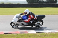 Motorcycle-action-photographs;Trackday-digital-images;event-digital-images;eventdigitalimages;no-limits-trackday;peter-wileman-photography;snetterton;snetterton-circuit-norfolk;snetterton-photographs;trackday;trackday-photos