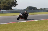 Motorcycle-action-photographs;Trackday-digital-images;event-digital-images;eventdigitalimages;no-limits-trackday;peter-wileman-photography;snetterton;snetterton-circuit-norfolk;snetterton-photographs;trackday;trackday-photos