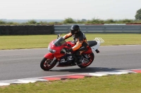Motorcycle-action-photographs;Trackday-digital-images;event-digital-images;eventdigitalimages;no-limits-trackday;peter-wileman-photography;snetterton;snetterton-circuit-norfolk;snetterton-photographs;trackday;trackday-photos