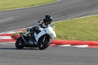 Motorcycle-action-photographs;Trackday-digital-images;event-digital-images;eventdigitalimages;no-limits-trackday;peter-wileman-photography;snetterton;snetterton-circuit-norfolk;snetterton-photographs;trackday;trackday-photos