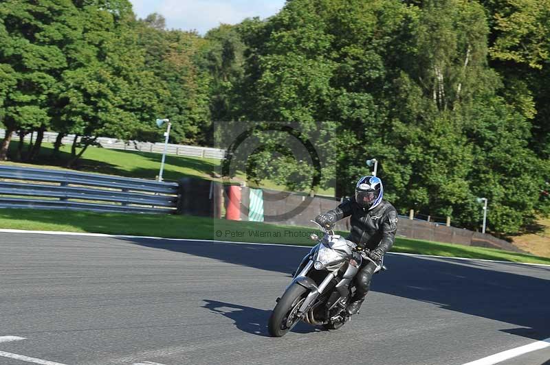 enduro digital images;event digital images;eventdigitalimages;no limits trackdays;oulton no limits trackday;oulton park cheshire;oulton trackday photographs;peter wileman photography;racing digital images;trackday digital images;trackday photos