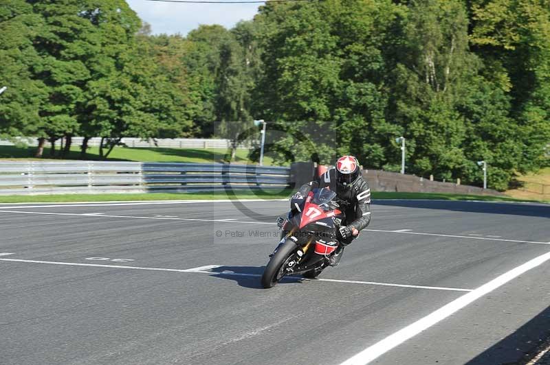 enduro digital images;event digital images;eventdigitalimages;no limits trackdays;oulton no limits trackday;oulton park cheshire;oulton trackday photographs;peter wileman photography;racing digital images;trackday digital images;trackday photos