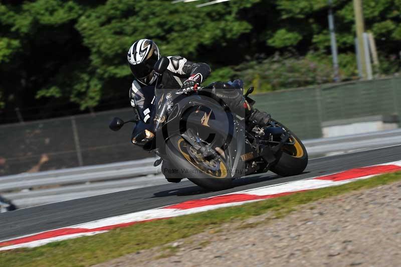 enduro digital images;event digital images;eventdigitalimages;no limits trackdays;oulton no limits trackday;oulton park cheshire;oulton trackday photographs;peter wileman photography;racing digital images;trackday digital images;trackday photos