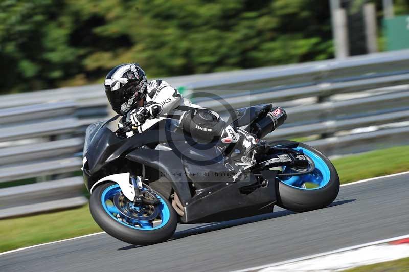 enduro digital images;event digital images;eventdigitalimages;no limits trackdays;oulton no limits trackday;oulton park cheshire;oulton trackday photographs;peter wileman photography;racing digital images;trackday digital images;trackday photos