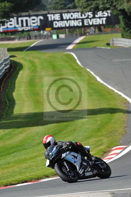 enduro digital images;event digital images;eventdigitalimages;no limits trackdays;oulton no limits trackday;oulton park cheshire;oulton trackday photographs;peter wileman photography;racing digital images;trackday digital images;trackday photos