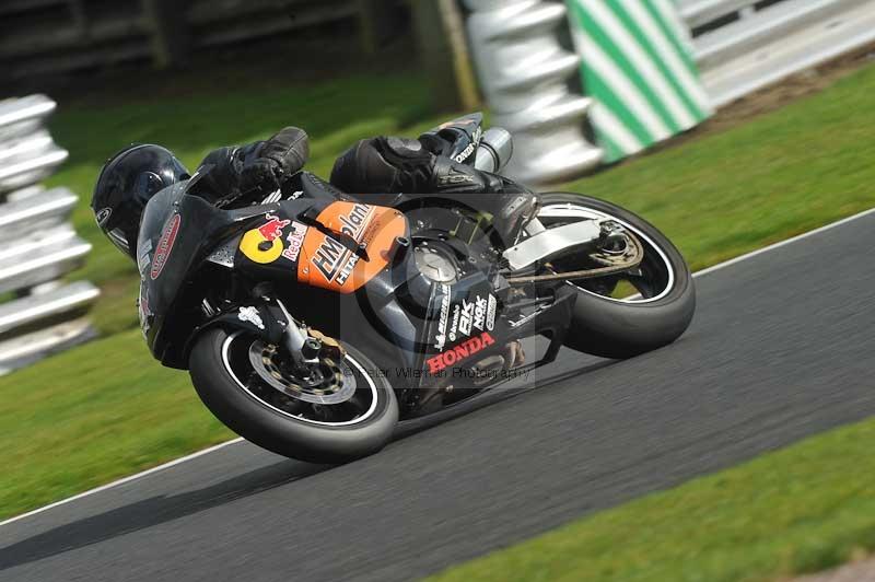 enduro digital images;event digital images;eventdigitalimages;no limits trackdays;oulton no limits trackday;oulton park cheshire;oulton trackday photographs;peter wileman photography;racing digital images;trackday digital images;trackday photos