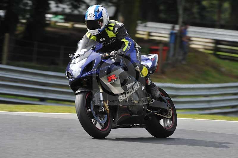 enduro digital images;event digital images;eventdigitalimages;no limits trackdays;oulton no limits trackday;oulton park cheshire;oulton trackday photographs;peter wileman photography;racing digital images;trackday digital images;trackday photos