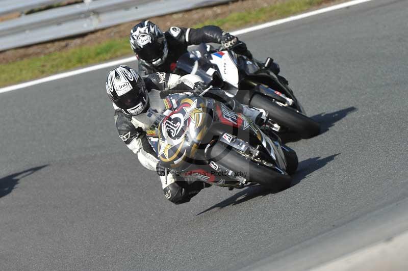enduro digital images;event digital images;eventdigitalimages;no limits trackdays;oulton no limits trackday;oulton park cheshire;oulton trackday photographs;peter wileman photography;racing digital images;trackday digital images;trackday photos