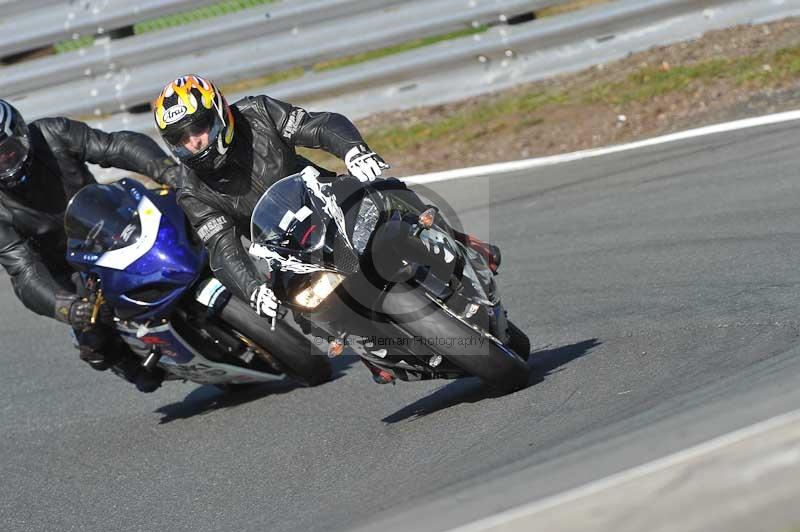 enduro digital images;event digital images;eventdigitalimages;no limits trackdays;oulton no limits trackday;oulton park cheshire;oulton trackday photographs;peter wileman photography;racing digital images;trackday digital images;trackday photos